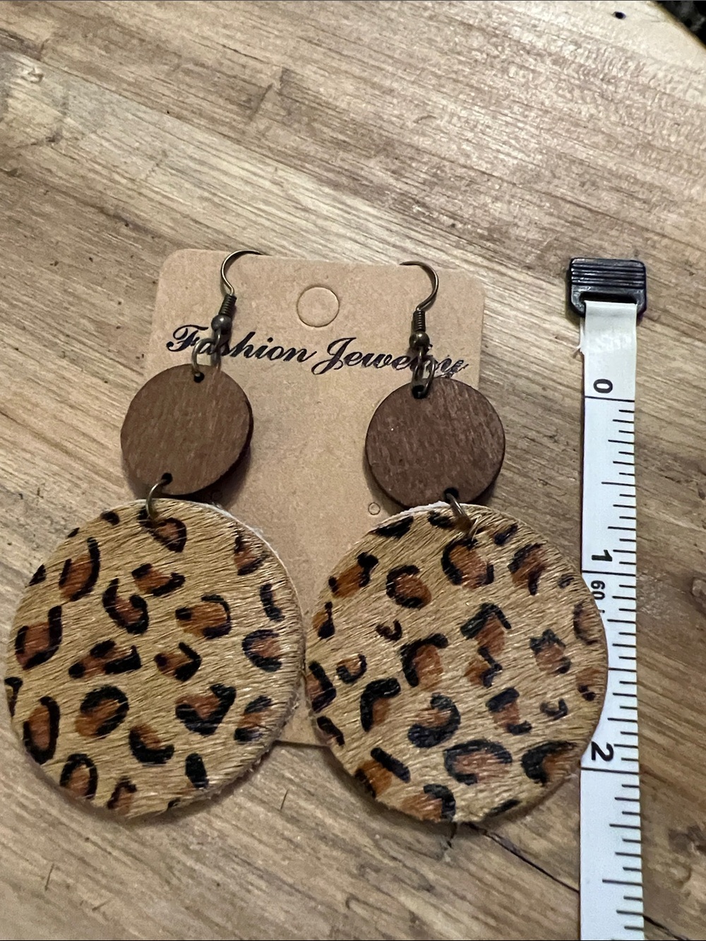3/$18 Leopard Print Wood Circle Drop Earrings - Brown Tan Black Lot 2186 - Picture 3 of 4